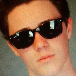 Meet your Posher, Leo